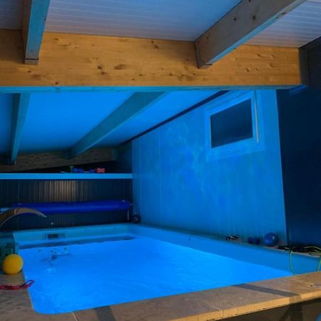 Gite 5 pers avec 2h espace bien-être privatisé inclus dans le prix de la nuit 80m2 de détente Équilly Exterior foto