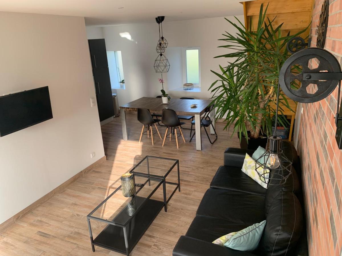 Gite 5 pers avec 2h espace bien-être privatisé inclus dans le prix de la nuit 80m2 de détente Équilly Exterior foto