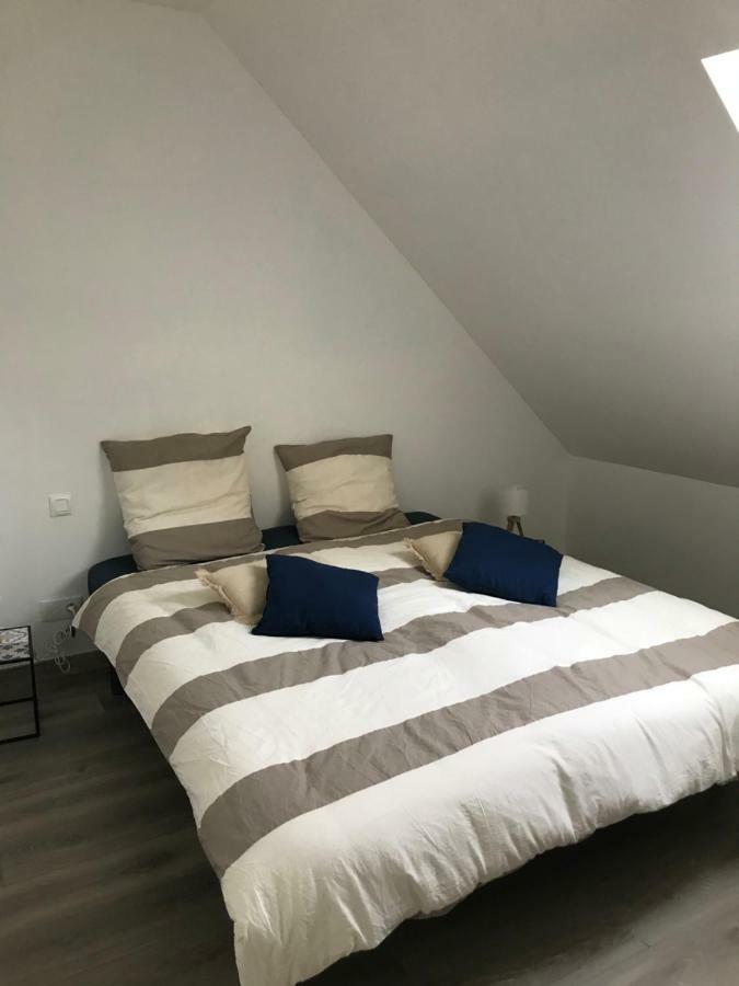 Gite 5 pers avec 2h espace bien-être privatisé inclus dans le prix de la nuit 80m2 de détente Équilly Exterior foto