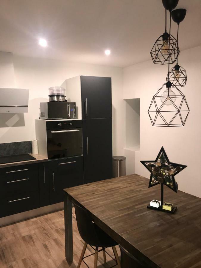 Gite 5 pers avec 2h espace bien-être privatisé inclus dans le prix de la nuit 80m2 de détente Équilly Exterior foto